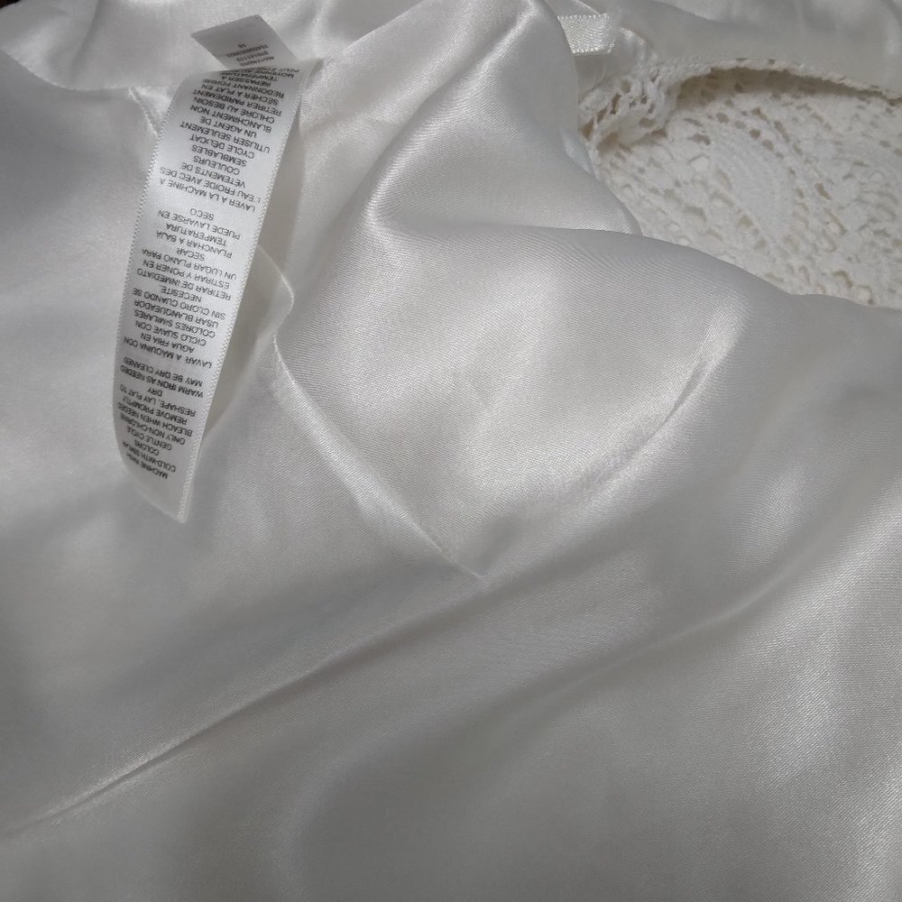WHBM | Sleeveless Tiered Lace Shift Dress White | Size 00 - Picture 9 of 12